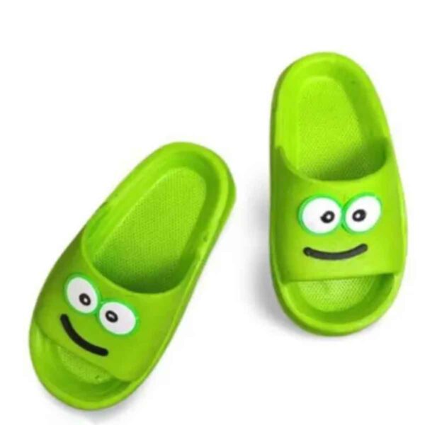 Solid color smiley slipper Trending Duniya